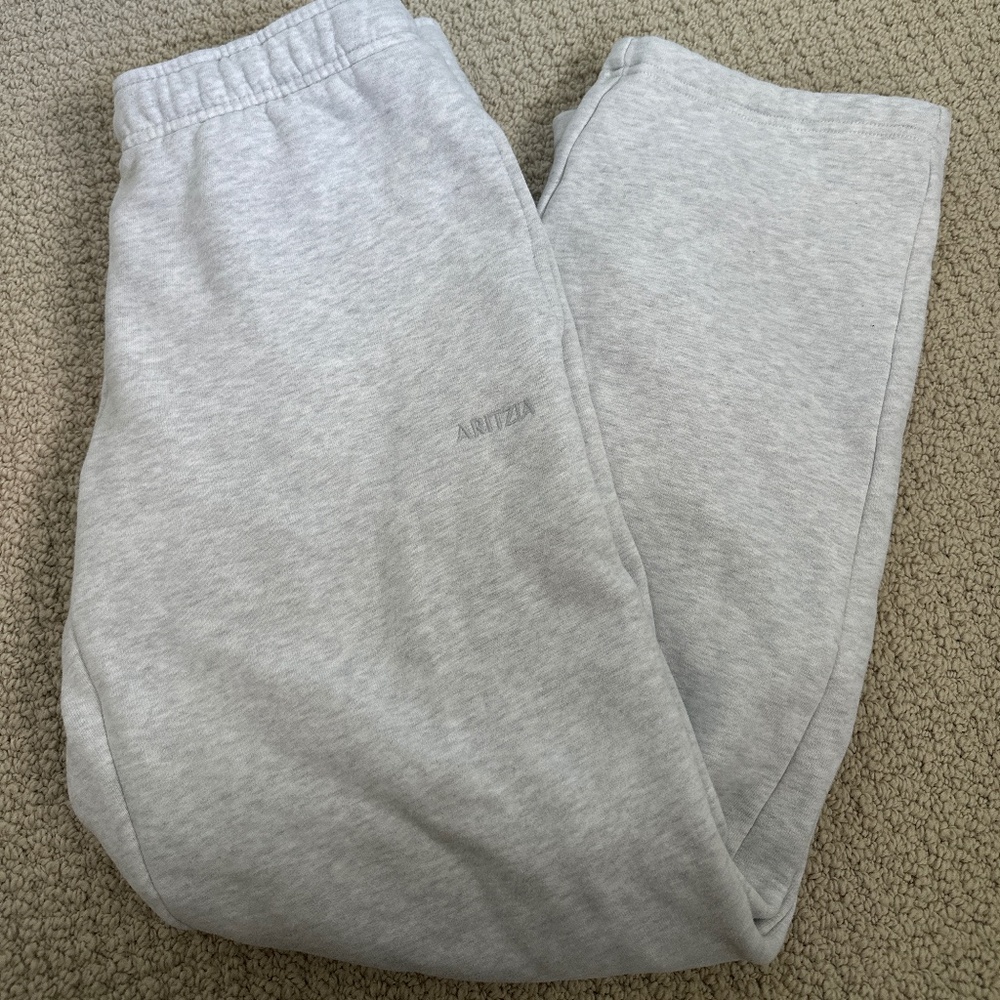 Heather Cloud White Wide Leg Aritzia Sweatpants